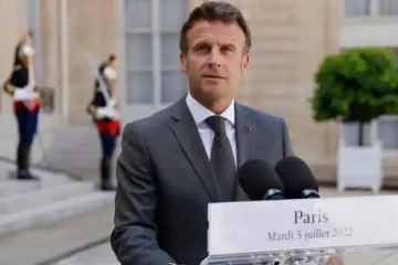 தொலைபேசியில் புடினை வெளுத்துவாங்கிய மேக்ரான்... வேகவேகமாக இணைப்பைத் துண்டித்த புடின்...