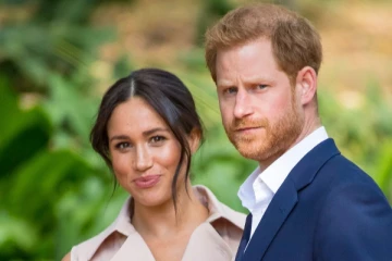 அரச குடும்பத்தை கேவலப்படுத்தி 'பெரிய வியாபாரம்' பார்க்கும் ஹரி, மேகன்