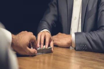 யாழ்ப்பாணத்தில் உள்ள பிரபல பாடசாலையின் அதிபர் தற்காலிகமாக நீக்கம்!