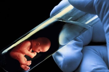 இலங்கையில் IVF முறையில் பிறந்த முதலாவது குழந்தை