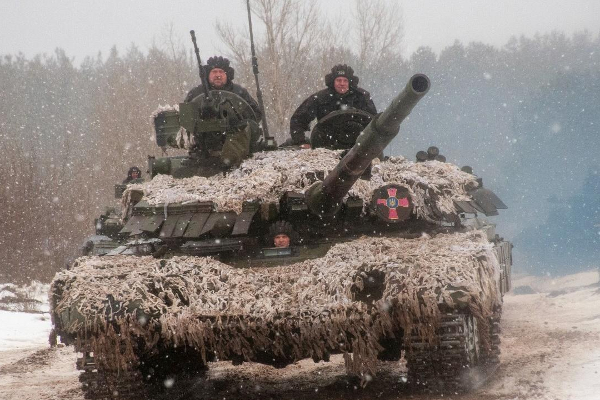 உக்ரைனில் போர் பதற்றம் : உக்ரைன் மீது நாளை முதல் ரஷ்யா போர் தொடுக்கிறதா ? | Ukrainian President Russia May Launch A War