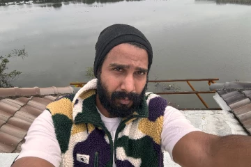 வெள்ளத்தில் மூழ்கிய வீடு.. கூரையின் மீது ஏறி உதவி கேட்ட நடிகர் விஷ்ணு விஷால்