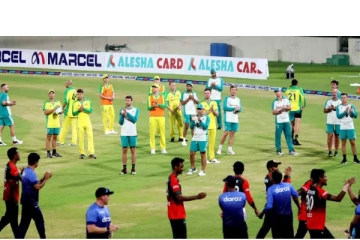 தங்களை வீழ்த்திய வங்கதேச அணியை கை தட்டி பாராட்டிய ஆஸ்திரேலியா வீரர்கள்! கமெராவில் பதிவான புகைப்படம்