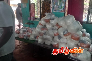 லண்டன் - நொட்டிங்கம் விளையாட்டு கழகத்தினரால் கிளிநொச்சியில் வெள்ளம் பாதிக்கப்பட்டவர்களுக்கு உதவி