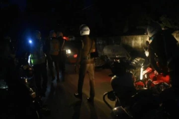 யாழில் பொதுச் சந்தைக்குள் நுழைந்து காவலாளி மீது கொடூர தாக்குதல் நடத்திய குழு!