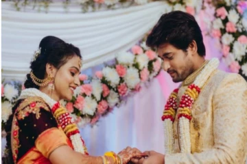 பாண்டியன் ஸ்டோர்ஸ் சீரியல் நடிகைக்கு திருமண நிச்சயதார்த்தம் முடிந்தது! மாலையும் கழுத்துமாக தம்பதியின் அழகிய புகைப்படங்கள்