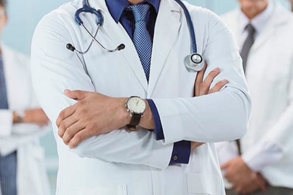 நாடளாவிய ரீதியில் உள்ள வைத்தியர்களின் பங்குபற்றுதலுடன் எதிர்ப்பு போராட்டம் | Sri Lanka Doctors Protest