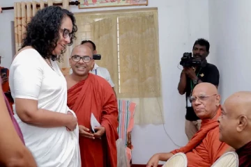 විහාරස්ථාන ඇතුළු සියලු ආගමික ස්ථානවලට රජයෙන් කරන්න යන දේ අගමැති කියයි