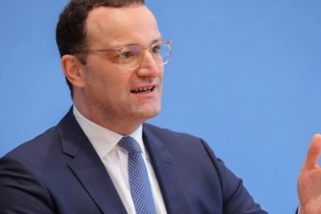 தடுப்பூசி பெறாதவர்களை எச்சரிப்பதற்காக மோசமான வார்த்தைகளை பயன்படுத்திய ஜேர்மன் அமைச்சருக்கு கண்டனம்