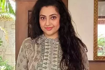 என்னை மீனா ஏமாத்திட்டா.. கண்கலங்கி கதறி அழுத பிரபலம்.. என்ன ஆச்சி தெரியுமா