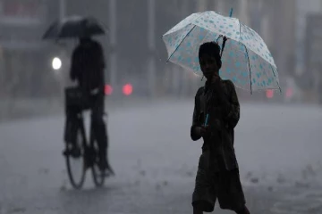 தமிழகத்தில் ஐந்து மாவட்டங்களில் மழைக்கு வாய்ப்பு - வானிலை ஆய்வு மையம் ஹாப்பி நியூஸ்!