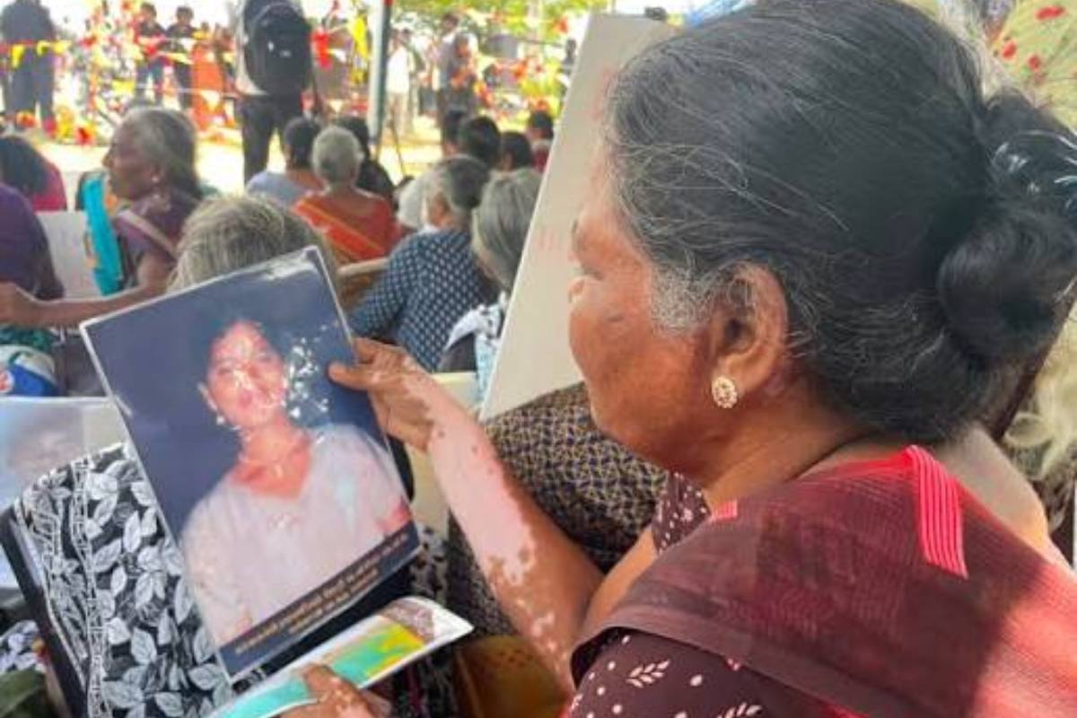 மனிதப் புதைகுழிகளில் மீட்கப்படும் என்புகள்: அறிவியல் அடையாளம் அவசியம்..! பிரித்தானிய தமிழர் பேரவை வலியுறுத்தல் | Statement Issued By British Tamil Association மனிதப் புதைகுழிகளில் மீட்கப்படும் என்புகள்: அறிவியல் அடையாளம் அவசியம்..! பிரித்தானிய தமிழர் பேரவை வலியுறுத்தல் | Statement Issued By British Tamil Association