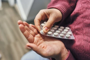 ஜலதோஷம் காய்ச்சலுக்கு மாத்திரை எடுத்துக்கொள்பவர்களுக்கு ஒரு அவசர எச்சரிக்கை