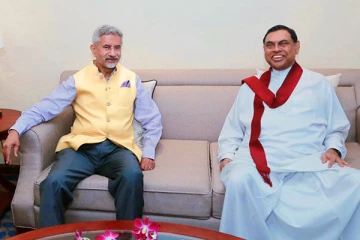 இந்திய வெளிவிவகார அமைச்சருடன் இரகசிய சந்திப்பு நடத்திய பசில்!