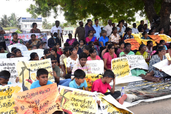 மன்னாரில் 14வது நாளாக தொடரும் போராட்டம் : வலுக்கும் ஆதரவு | Protest Continues For 14Th Day In Mannar