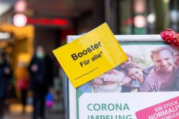 சுவிட்சர்லாந்தில் மூன்றாவது தடுப்பூசி போட்டுக்கொண்ட பலர் மருத்துவமனையில் அனுமதி