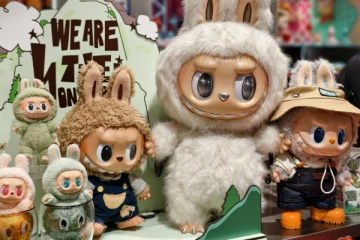 உலகின் மிகவும் விலையுயர்ந்த பேய் சக்தி கொண்ட பொம்மை ; விலையைக் கேட்டால் ஷாக் ஆகிடுவீங்க