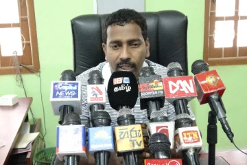முள்ளிவாய்க்கால் நினைவேந்தலை தடுக்க நீதிமன்றம் வரை சென்றவர்கள் ஆடைத்தொழிற்சாலைகளை  ஏன் மூடவில்லை!