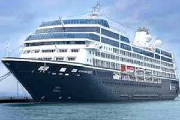 400 பயணிகளுடன் கொழும்பு துறைமுகத்திற்கு வந்த சொகுசு கப்பல் | Luxury Cruise Ship Arrives At The Colombo Port 400 பயணிகளுடன் கொழும்பு துறைமுகத்திற்கு வந்த சொகுசு கப்பல் | Luxury Cruise Ship Arrives At The Colombo Port