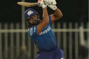 முதல் இந்திய வீரராக சாதனை படைத்த ரோகித் சர்மா - வாழ்த்தும் ரசிகர்கள்