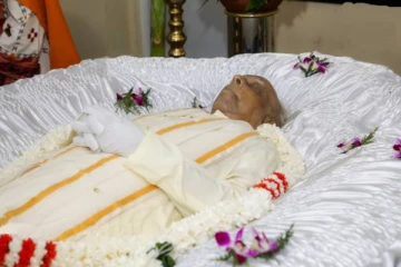 திருகோணமலையில் இன்று மறைந்த இ.ரா சம்பந்தனின் இறுதி கிரியை!