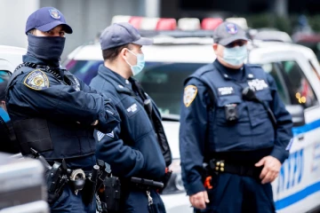 சகோதரியை துப்பாக்கியால் சுட்டு கொன்ற 3 வயது சிறுமி!