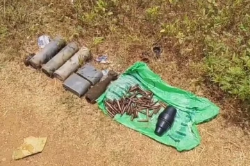 திருகோணமலையில் வாய்க்கால் இருந்து ஆயுதங்கள் மீட்பு!