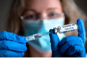 கோவிட் தடுப்பூசிகள் தொடர்பில் சர்வதேச தரப்பில் விசேட ஆராய்வு