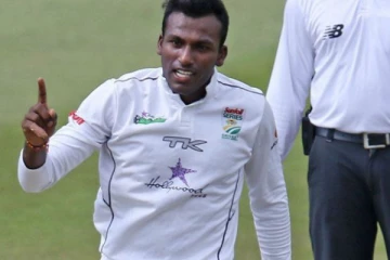 தென்னாபிரிக்கா கிரிக்கெட் அணியில் தமிழ் வீரர்; ஆனால் இலங்கையில் !