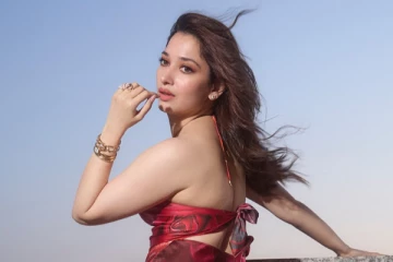 தமன்னாவின் ஹாட் போட்டோஷூட்.. அழகிய ஸ்டில்கள்