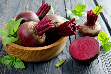 பீட்ரூட்டின் நன்மைகள் தெரிந்தால்.. இனி தினமும் சாப்பிடுவீங்க