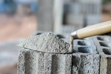 சீமெந்து அதிக விலைக்கு விற்பனை செய்த வர்த்தக நிலையம் சுற்றிவளைப்பு!