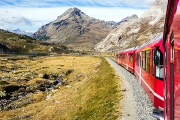 உலகிலேயே நீளமான பயணிகள் ரயில்: உலக சாதனையை முறியடிக்கும் முயற்சியில் சுவிட்சர்லாந்து