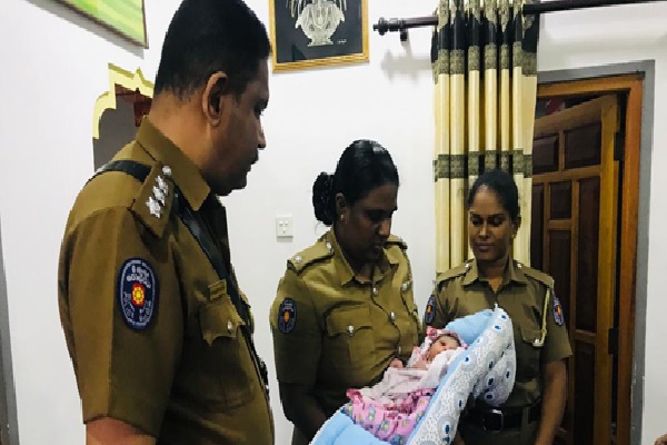 வீதியோரத்தில் கைவிடப்பட்ட நிலையில் பச்சிளம் சிசு மீட்பு -தமிழர் பிரதேசத்தில் சம்பவம் | A Little Baby Was Left On The Road