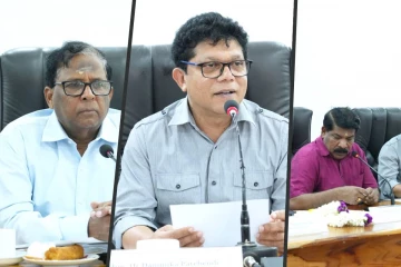 மக்களின் காணிகளை உடனே விடுவிக்க நடவடிக்கை எடுங்கள்- சுற்றாடல் அமைச்சரிடம் வடக்கு ஆளுநர் வலியுறுத்து