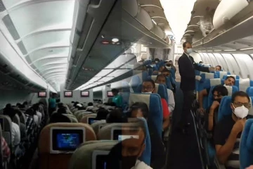 வெளிநாட்டிலிருந்து இலங்கைக்கு பயணித்த பெண் ஒருவர் விமானத்தில் மரணம்