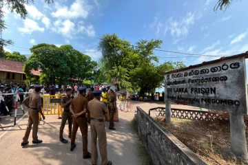 ஒரு மணித்தியாலத்திற்குள் நடந்து முடிந்த கொடூரம்! கைதிகளுடனான பேச்சுவார்தையில் அதிகாரிகள் இழைத்த தவறு