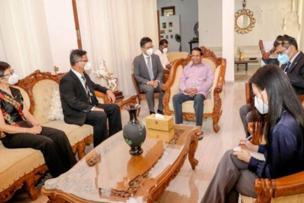 சீனத் தூதரை திடீரென சந்தித்த மைத்திரி | Sirisena Suddenly Met The Chinese Ambassador