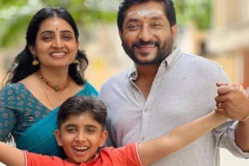 பாண்டியன் ஸ்டோர்ஸ் சீரியல் நடிகை சுஜிதாவின் அழகிய குடும்ப புகைப்படங்கள்