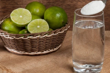 காலையில் வெறும் வயிற்றில் லெமன் சால்ட் கலந்த தண்ணீர்: கிடைக்கும் நன்மைகள் ஏராளம்