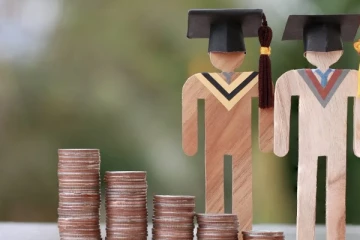 இலங்கையில் மாணவர்களுக்கு வட்டியில்லா கடன்! கல்வி அமைச்சின் அறிவிப்பு