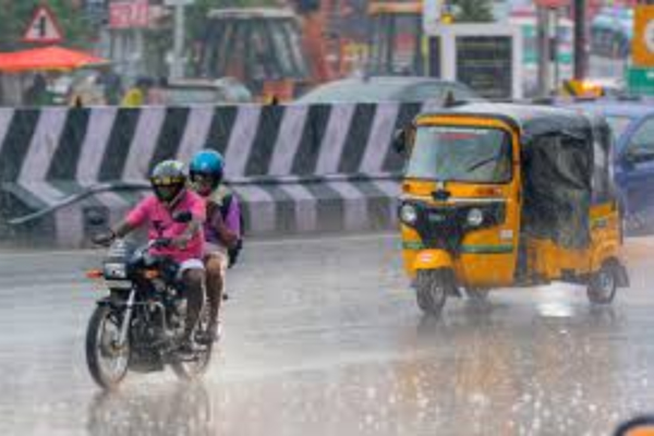 அடித்து வெளுக்கப்போகும் கனமழை; எங்கெல்லாம் பாருங்க.. கவனம்! | Heavy Rain 11 Districts Today Tamilnadu Update