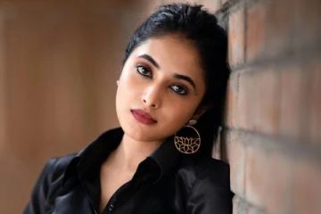 மூன்று திரைப்படத்தில் மட்டுமே நடித்துள்ள நடிகை பிரியங்கா மோகன் வாங்கும் சம்பளம்.. எவ்வளவு தெரியுமா