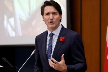 கனடிய பிரதமர் விடுமுறைப் பயணத்திற்கு அரச பணத்தை செலவிட்டாரா?