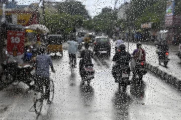 தமிழகத்தில் 3 நாட்களுக்கு மழை பெய்யும்.., எங்கெல்லாம் தெரியுமா?