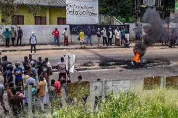 றம்புக்கண சம்பவம்: மூன்று பொலிஸ் அதிகாரிகள் இடமாற்றம்