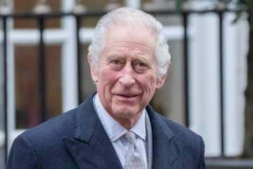 மன்னர் சார்லசுக்கு சிகிச்சையளிக்கும் மருத்துவர் குழுவில் ஒரு இந்திய வம்சாவளி மருத்துவர்...