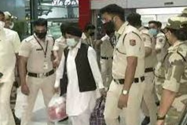 ஆப்கானில் இருந்து இந்தியா வந்த 10 பேருக்கு கொரோனா - அதிர்ச்சி தகவல் | Afghan Peoples Arrive India 10 Person Corona