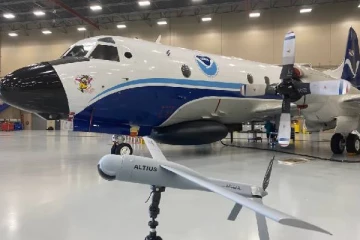 மில்டன் புயலை துரத்திய விமானம்... இதயம் நின்று போன தருணம்: அடுத்து நடந்த பதறவைக்கும் சம்பவம்