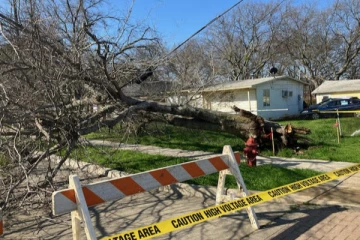 அமெரிக்காவில் ஏற்பட்ட பயங்கர புயல்; 10 பேர் பலி